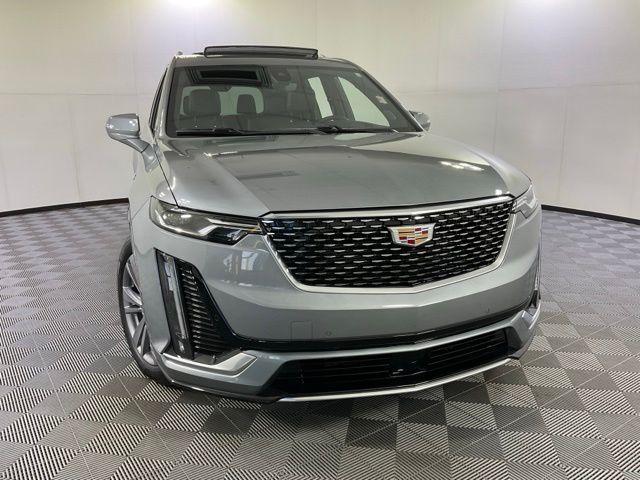 used 2025 Cadillac XT6 car, priced at $53,387