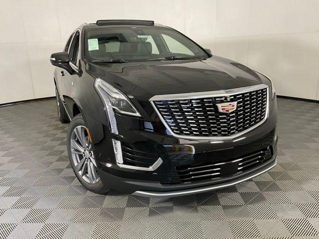 new 2025 Cadillac XT5 car, priced at $58,715