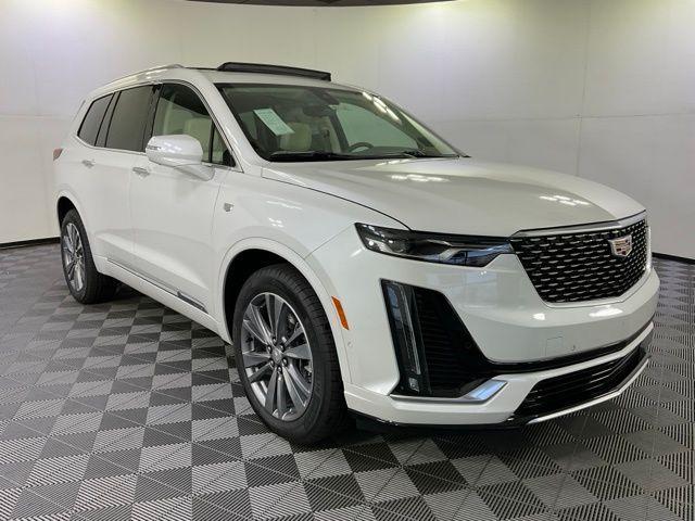new 2025 Cadillac XT6 car, priced at $63,715