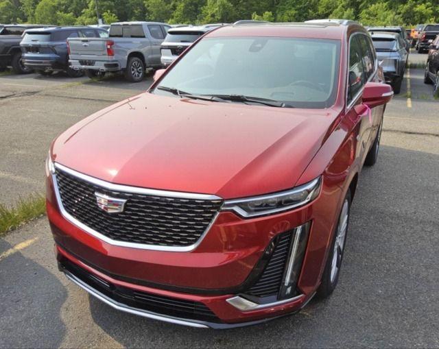 used 2024 Cadillac XT6 car, priced at $46,841