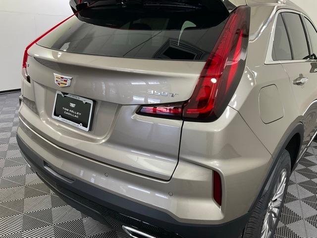 new 2025 Cadillac XT4 car, priced at $44,515