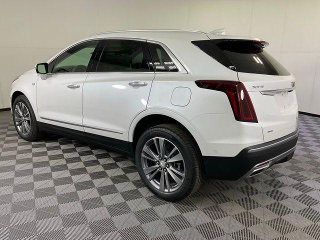 new 2026 Cadillac XT5 car, priced at $62,120