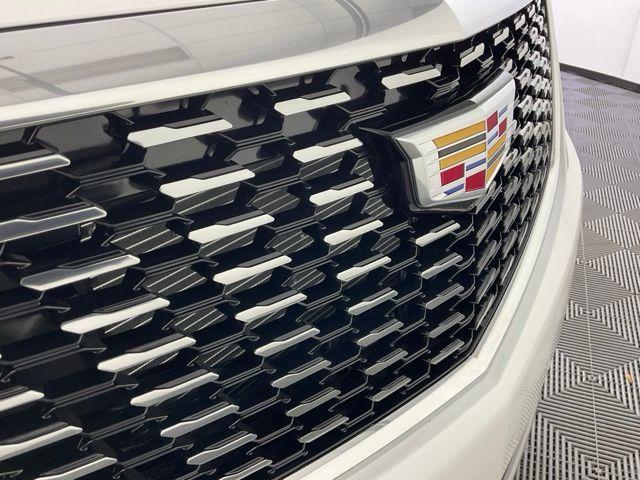 new 2026 Cadillac XT5 car, priced at $62,120