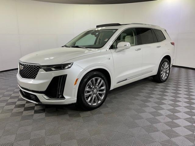 used 2022 Cadillac XT6 car, priced at $36,325