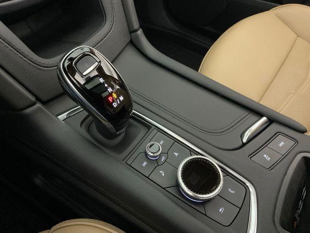 used 2024 Cadillac XT6 car, priced at $53,259