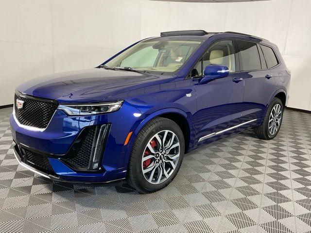used 2024 Cadillac XT6 car, priced at $53,259