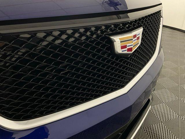 used 2024 Cadillac XT6 car, priced at $53,259