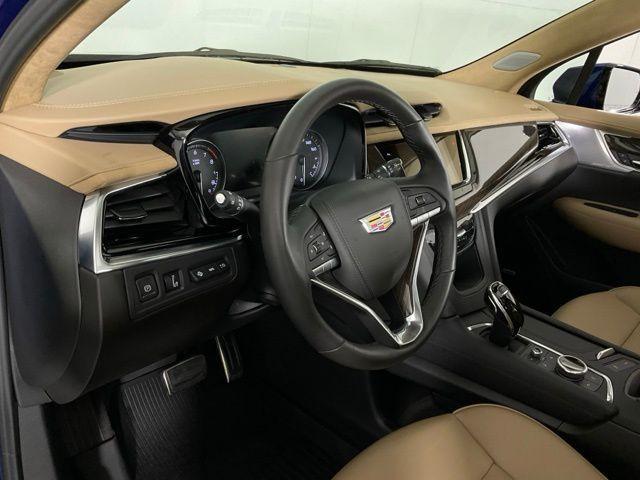used 2024 Cadillac XT6 car, priced at $53,259