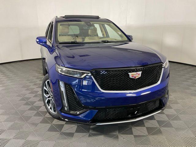 used 2024 Cadillac XT6 car, priced at $53,259