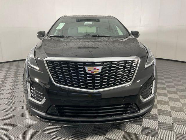 new 2026 Cadillac XT5 car, priced at $47,795