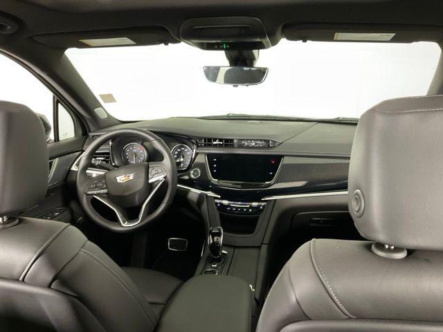 used 2025 Cadillac XT6 car, priced at $58,657