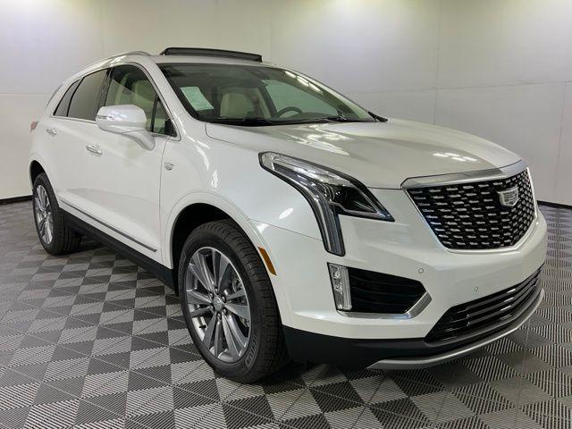 new 2025 Cadillac XT5 car, priced at $53,990