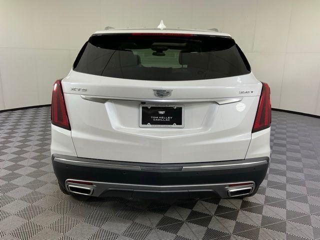 new 2025 Cadillac XT5 car, priced at $53,990