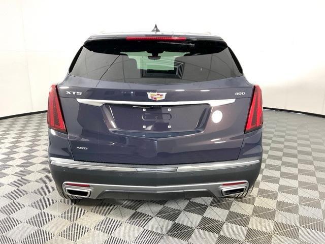 new 2025 Cadillac XT5 car, priced at $59,585