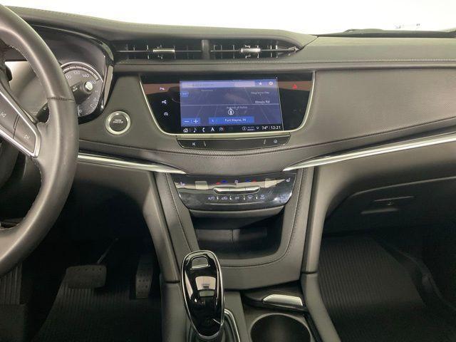 used 2025 Cadillac XT5 car, priced at $44,977