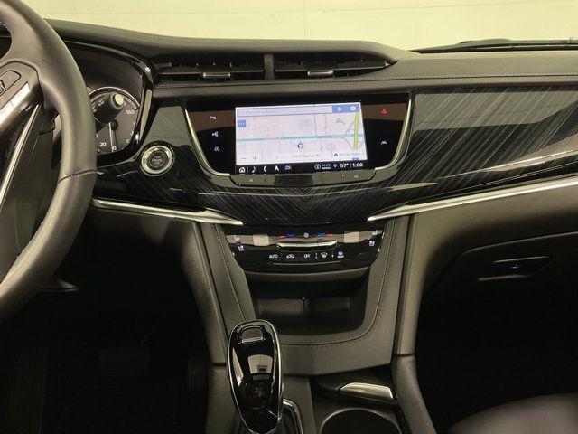 used 2025 Cadillac XT6 car, priced at $50,828