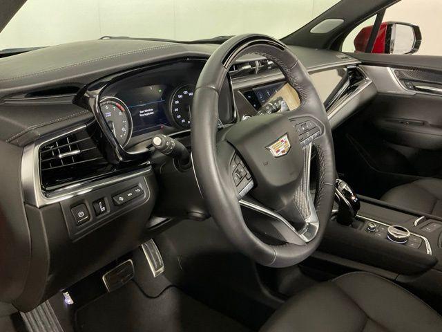 used 2025 Cadillac XT6 car, priced at $57,000