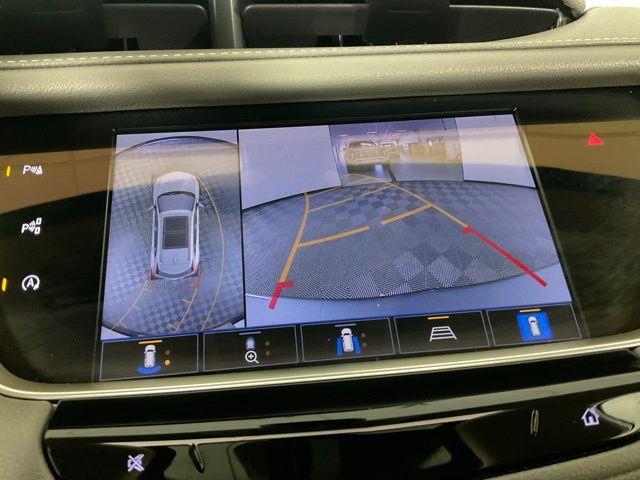 used 2022 Cadillac XT5 car, priced at $31,200