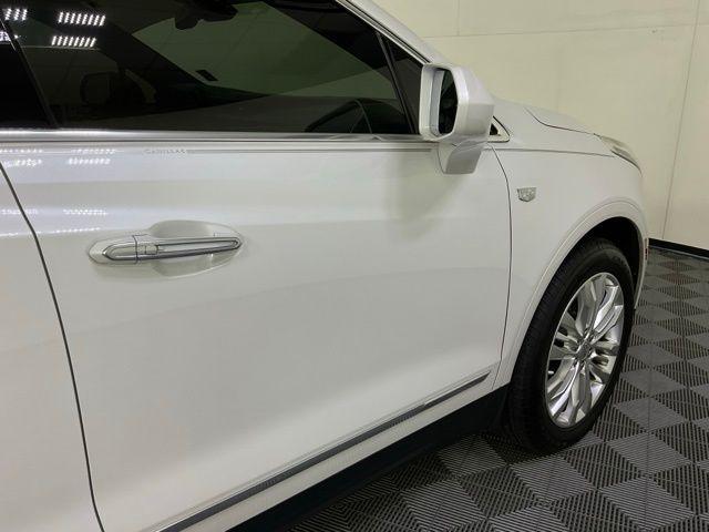 used 2018 Cadillac XT5 car, priced at $21,914