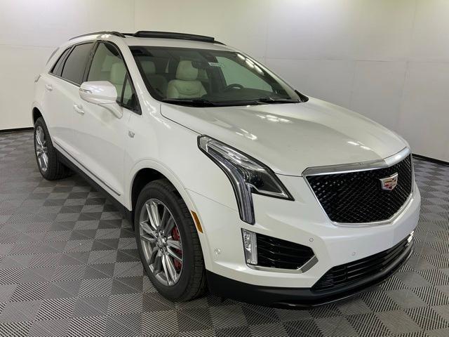 new 2025 Cadillac XT5 car, priced at $63,685