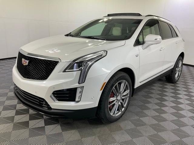 new 2025 Cadillac XT5 car, priced at $63,685