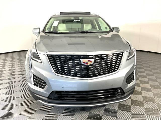 new 2025 Cadillac XT5 car, priced at $58,790