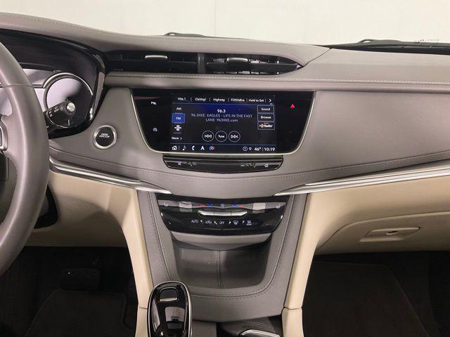 used 2025 Cadillac XT5 car, priced at $49,600