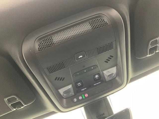 new 2025 Cadillac XT5 car, priced at $60,290