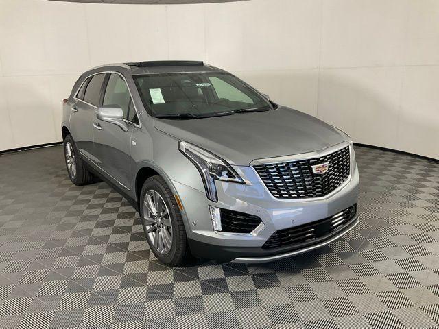 new 2025 Cadillac XT5 car, priced at $60,290
