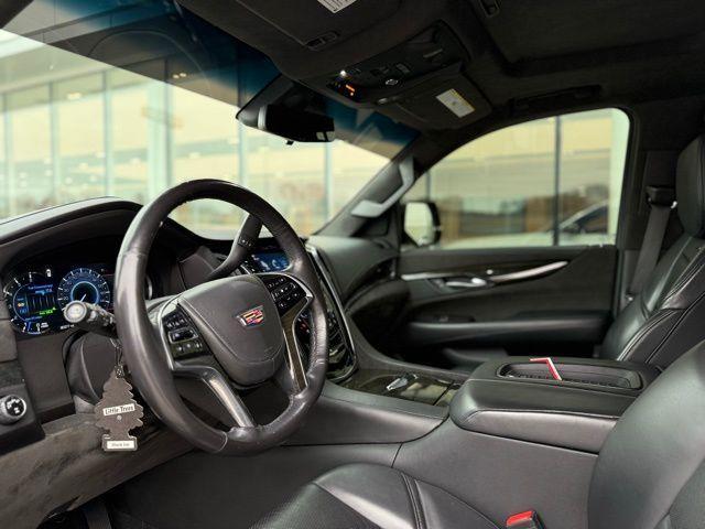 used 2019 Cadillac Escalade ESV car, priced at $37,800