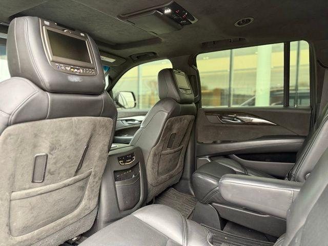 used 2019 Cadillac Escalade ESV car, priced at $37,800