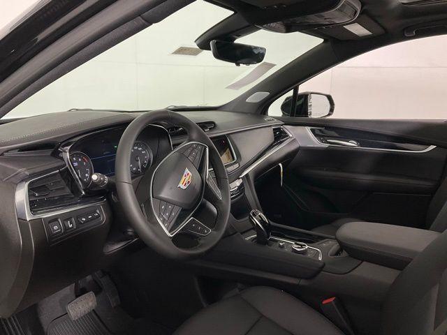 new 2025 Cadillac XT5 car, priced at $56,665