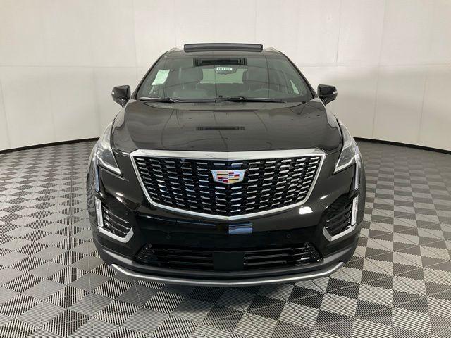new 2025 Cadillac XT5 car, priced at $56,665