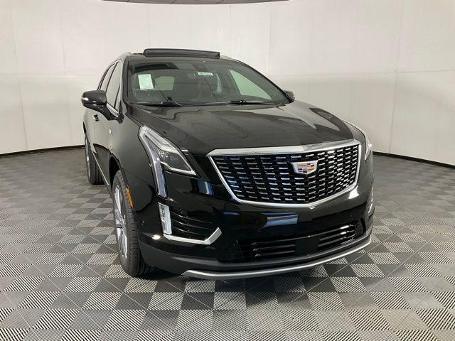 new 2025 Cadillac XT5 car, priced at $56,665