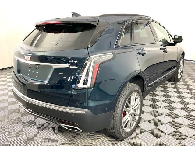 new 2025 Cadillac XT5 car, priced at $63,015