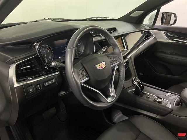 used 2024 Cadillac XT6 car, priced at $45,919