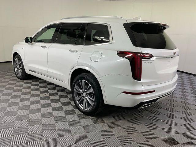 used 2024 Cadillac XT6 car, priced at $45,919