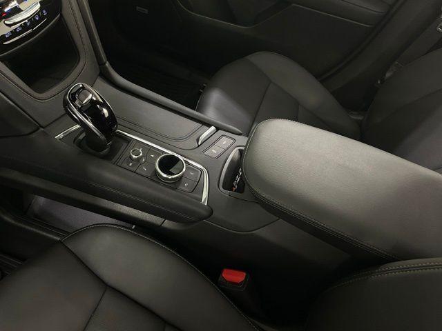 used 2024 Cadillac XT6 car, priced at $45,919