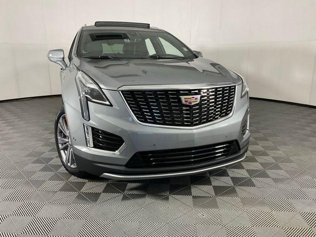used 2025 Cadillac XT5 car, priced at $52,110