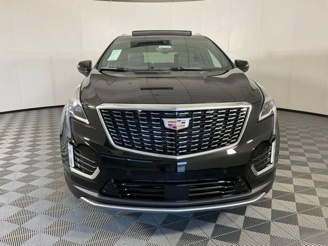 new 2025 Cadillac XT5 car, priced at $58,715