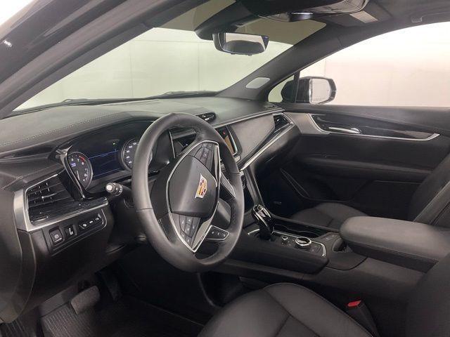 used 2024 Cadillac XT5 car, priced at $46,400