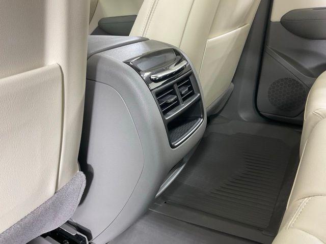 new 2026 Cadillac XT5 car, priced at $62,120