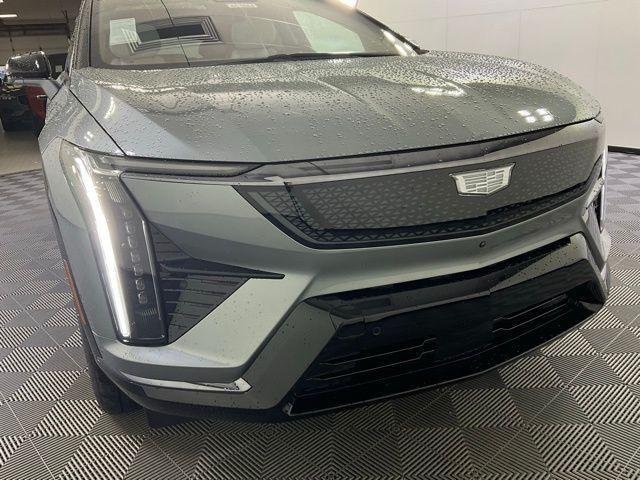 new 2026 Cadillac OPTIQ car, priced at $59,695