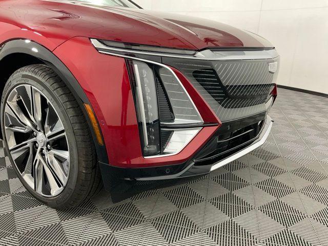 new 2025 Cadillac LYRIQ car, priced at $76,895
