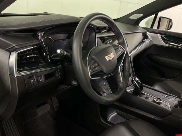 used 2025 Cadillac XT5 car, priced at $44,685