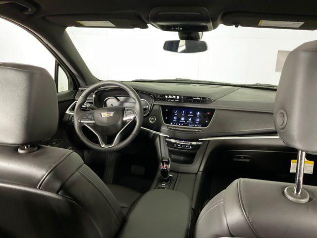 new 2025 Cadillac XT6 car, priced at $55,088