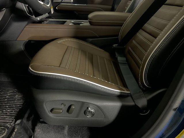 used 2019 Cadillac XT4 car, priced at $18,900