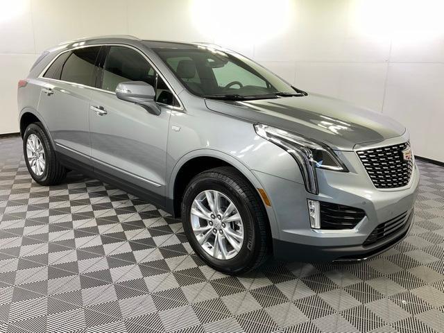 used 2025 Cadillac XT5 car, priced at $42,800