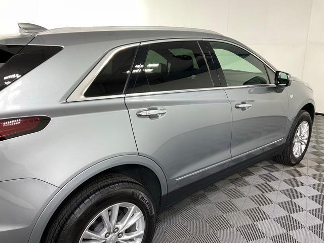 used 2025 Cadillac XT5 car, priced at $42,800