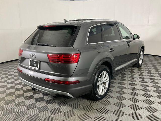 used 2019 Audi Q7 car, priced at $19,589